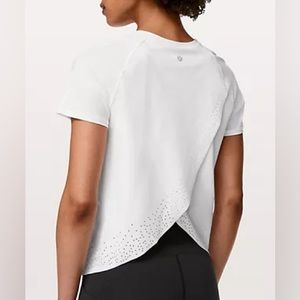 Lululemon Quick to Pace Short Sleeve